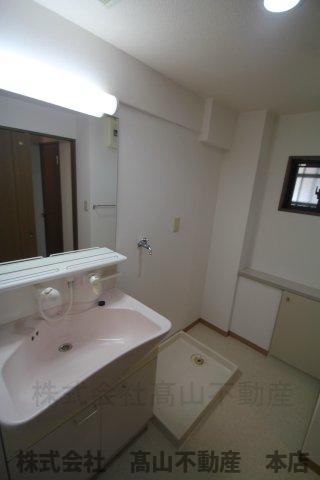 洗面設備　内装については現状優先となります。