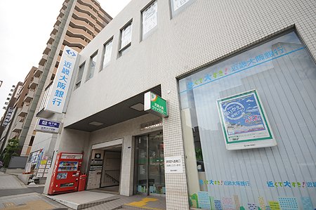 銀行　関西みらい銀行谷町支店（銀行）まで422m