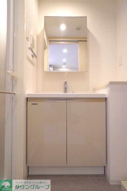 洗面設備　※写真は同タイプ住戸です。