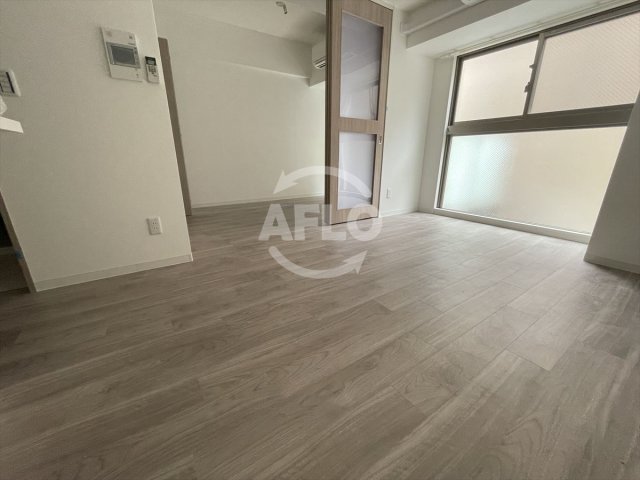 居室・リビング　La Douceur谷町　リビング