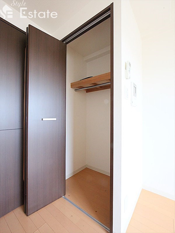 収納　クローゼット