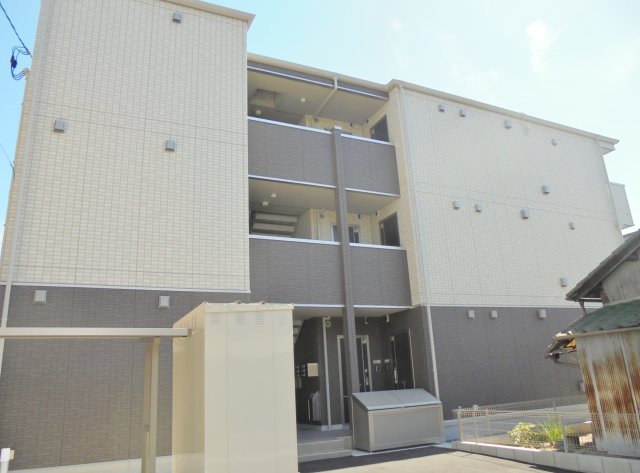 建物外観　フレッチェ・ボスコIII・軽量鉄骨造