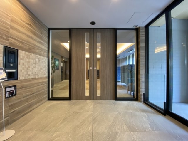 エントランス　エントランス