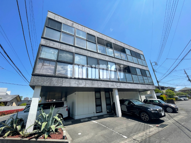 建物外観　デザイナーズマンション。
