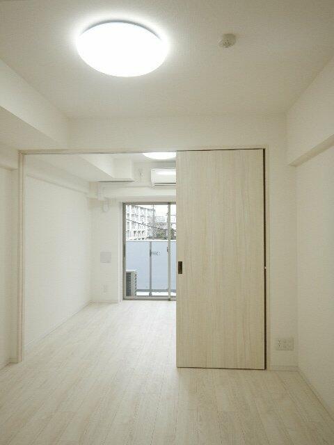 居室・リビング　ゆったり過ごせる居間です?