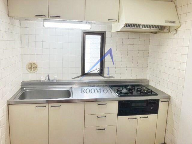 キッチン　キッチンです。