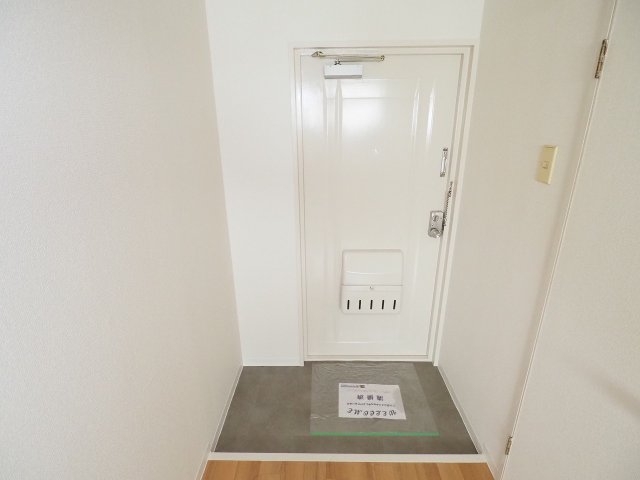 玄関　落ち着いた玄関です