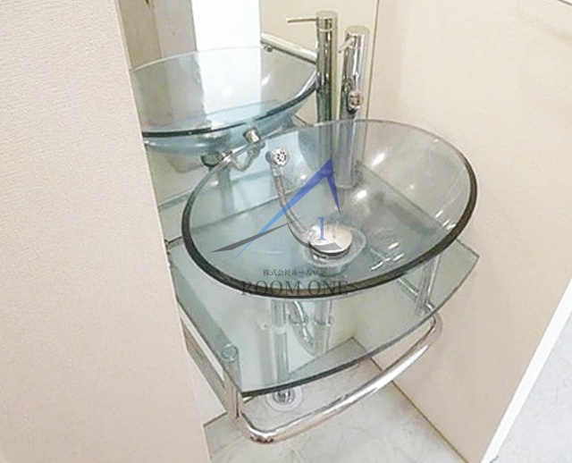 洗面設備　洗面台です。