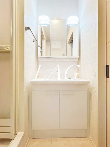 洗面設備　洗面台です。