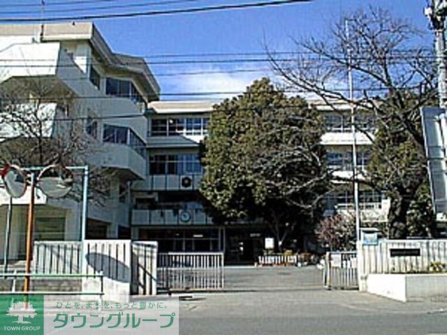 中学校　調布市立第六中学校（中学校）まで1060m