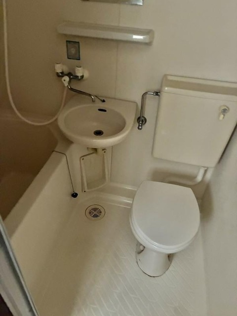 バス・シャワールーム