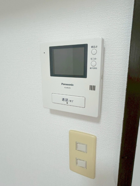 セキュリティ　※写真は別号室です。