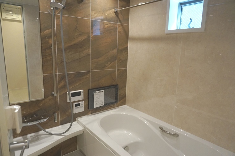 バス・シャワールーム　バス