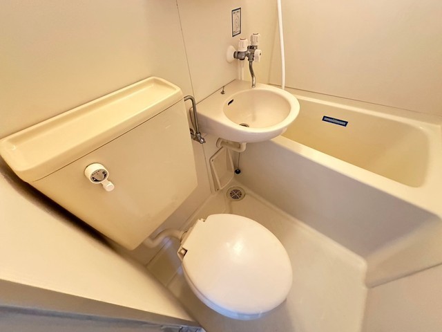 トイレ　別号室の写真です