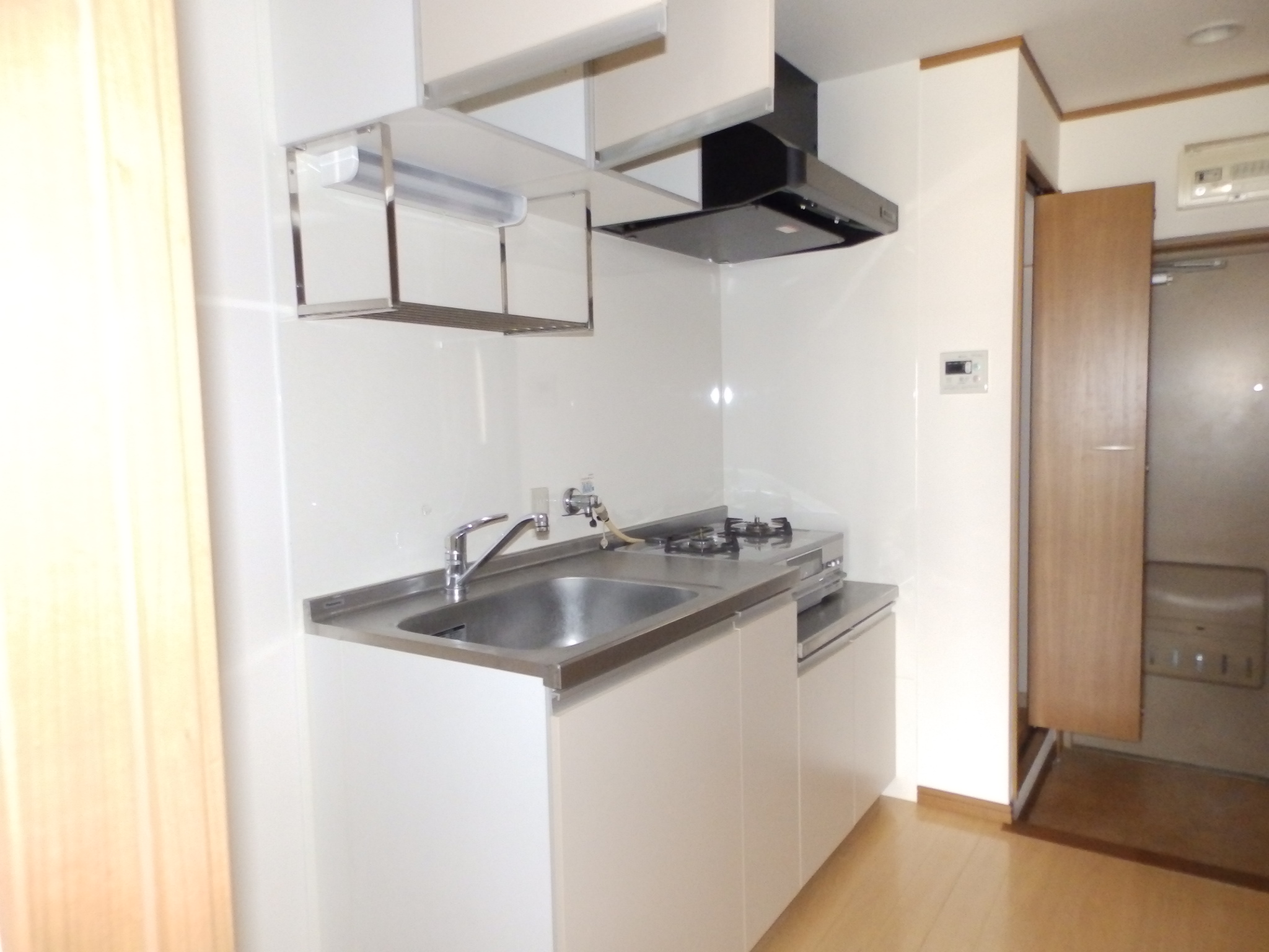 キッチン　まな板置くスペースあります