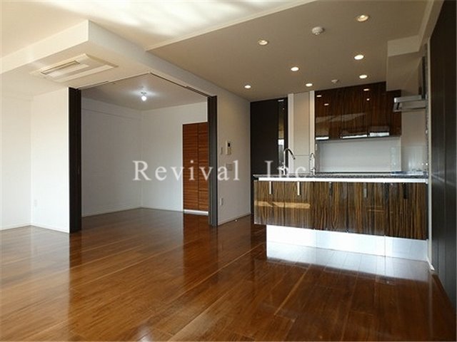 居室・リビング　床暖房付きの広々としたLDK