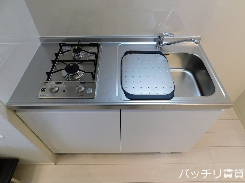 キッチン　画像は、同型タイプの為、現状を優先いたします。