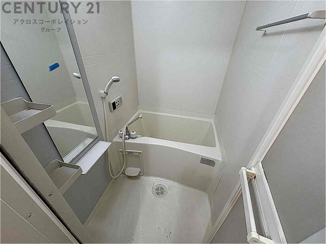 バス・シャワールーム　バストイレ別でおすすめです☆