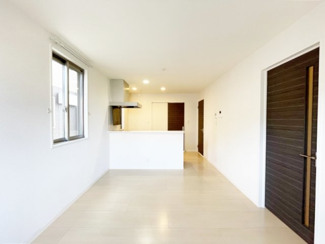 居室・リビング　明るい室内です☆