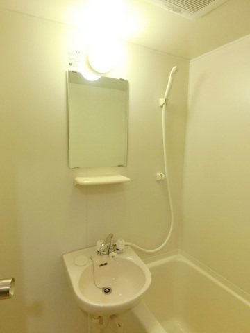 洗面設備　洗面台付き