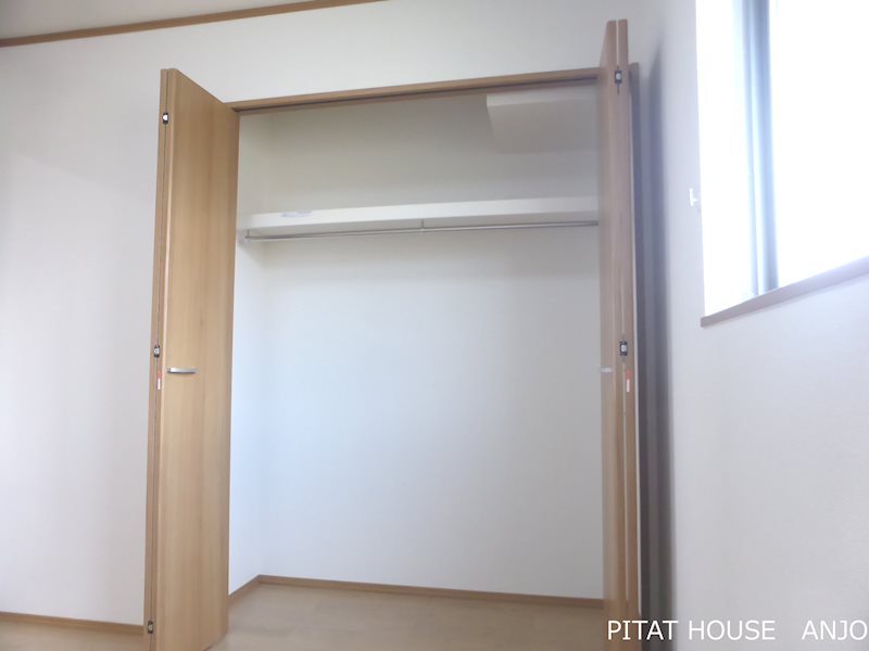 収納　同物件別部屋