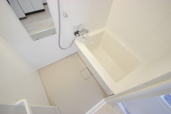 バス・シャワールーム　※別号室の写真です。