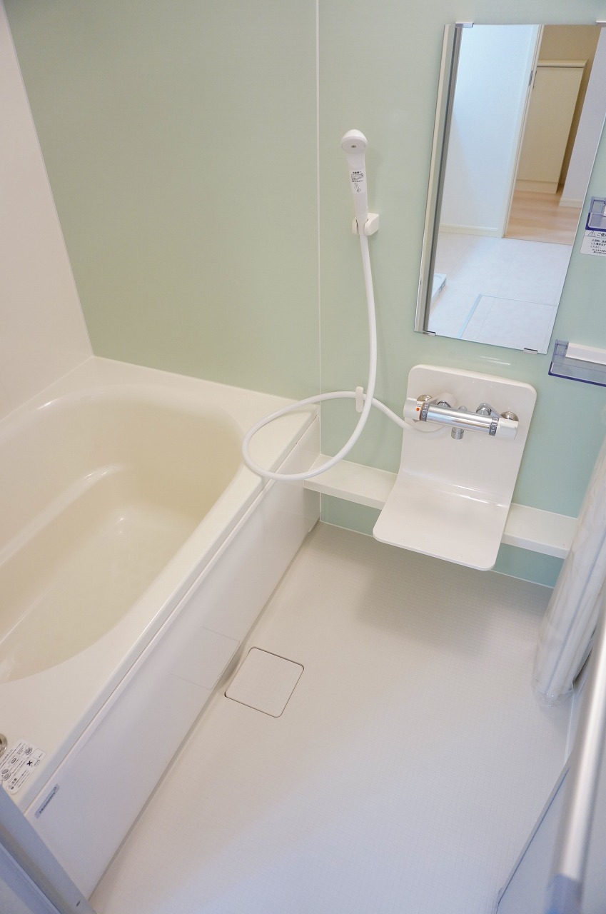 バス・シャワールーム