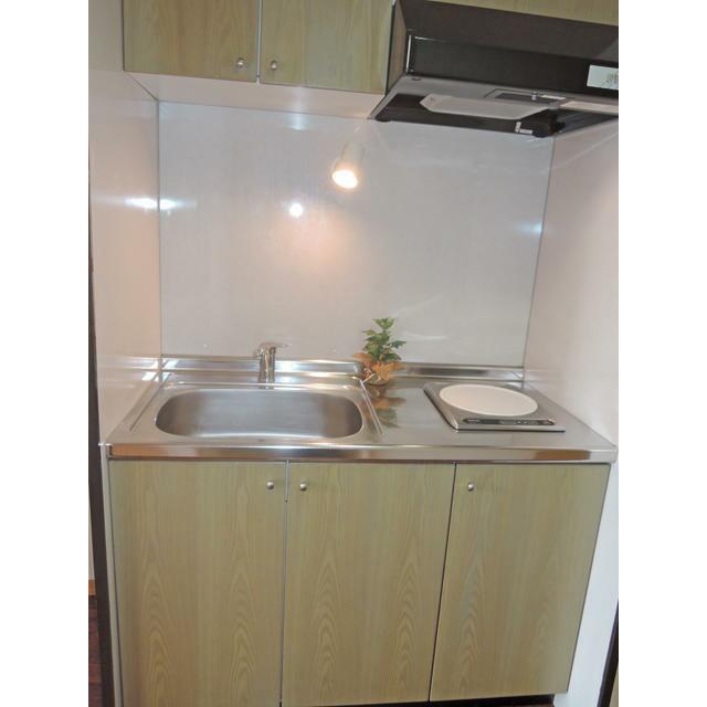 キッチン　ＩＨコンロ付きです。