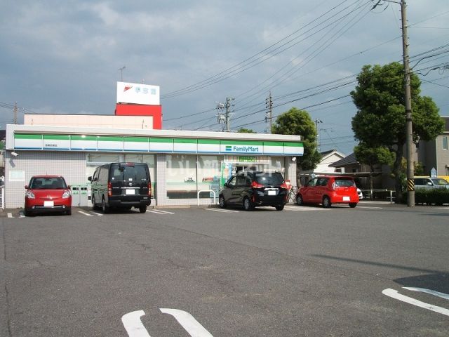 コンビニ　ファミリーマート西尾羽塚店（コンビニ）まで546m