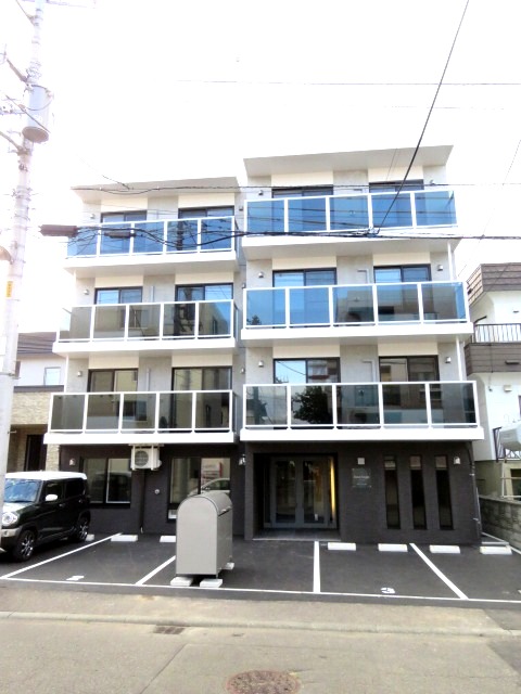 建物外観　☆南郷7丁目駅徒歩10分☆