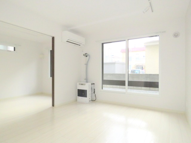 居室・リビング　☆白基調の内装☆