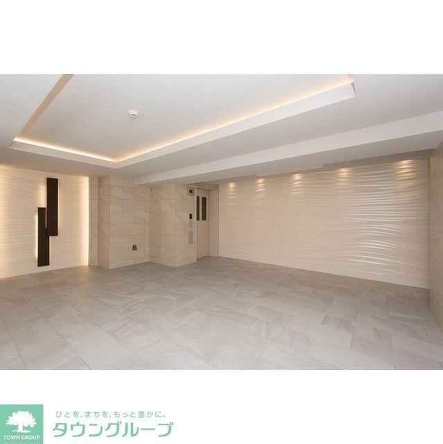 エントランス　リビング/居室