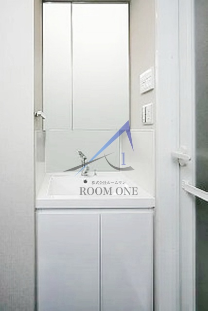 洗面設備　洗面台です。