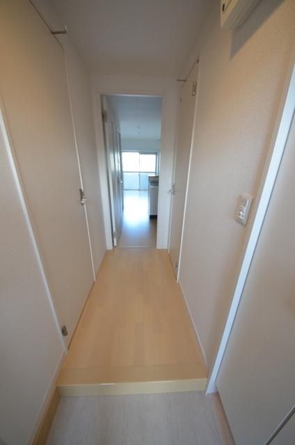 玄関　★お部屋探しは株式会社タウンハウジング東京まで★