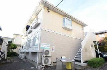 建物外観　落ち着いた雰囲気。