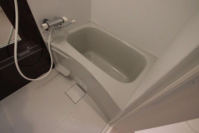 バス・シャワールーム　※別室の参考写真の為、現況優先です。