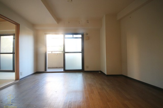 居室・リビング　グランドール有本