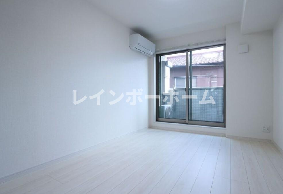 居室・リビング　ゆったりとした居間です