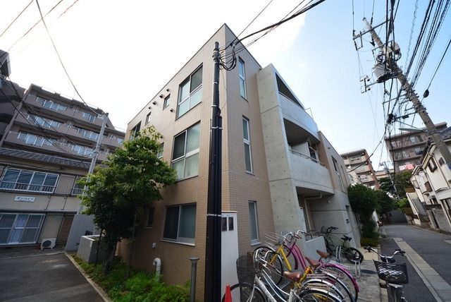 建物外観　★外観★