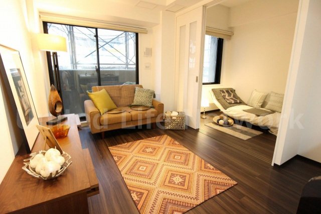 居室・リビング　ゆったりとくつろげる、落ち着きのある居室空間です