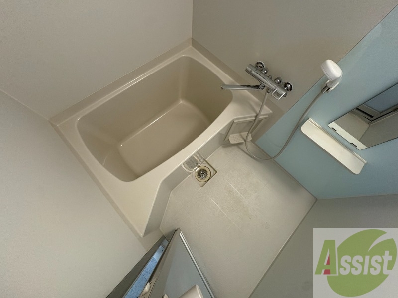 バス・シャワールーム　お風呂です。ゆっくりお風呂につかるのも体に良いですね～