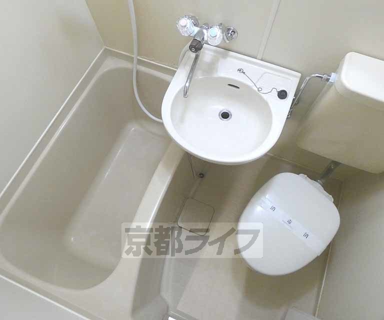 バス・シャワールーム　バスです。