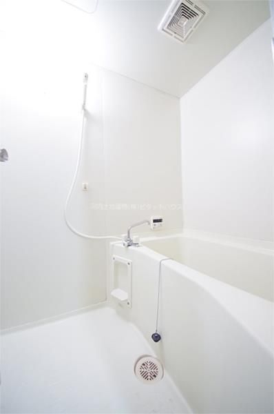 バス・シャワールーム　バストイレ別