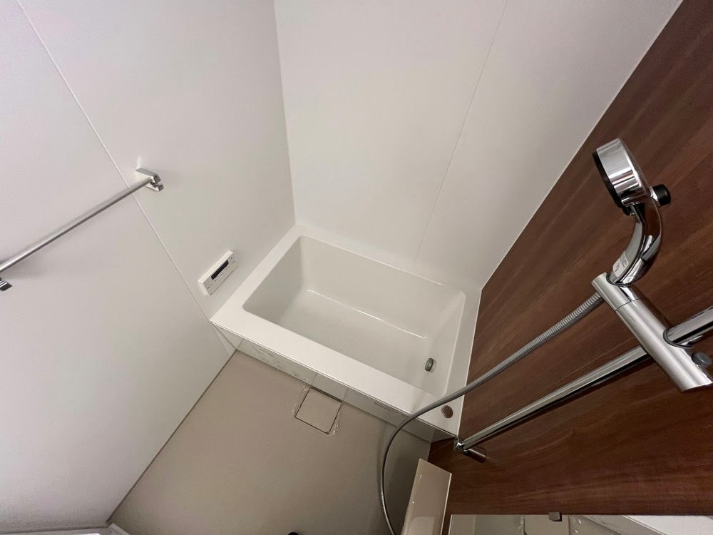 バス・シャワールーム　※別部屋参考写真