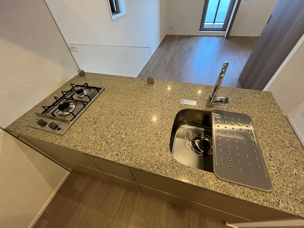 キッチン　※別部屋参考写真