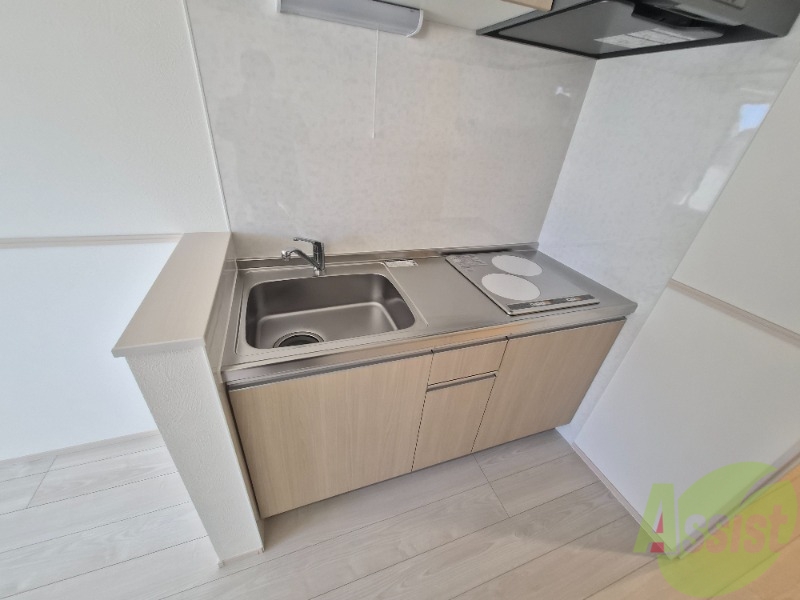 キッチン　キッチンは綺麗で調理スペースもしっかりございます。