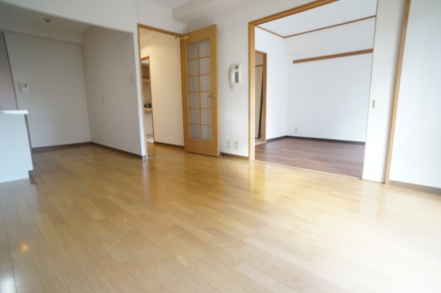 居室・リビング　参考、同建物・同間取りの号室