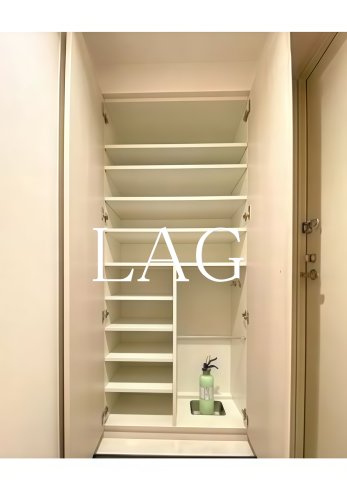 玄関　玄関です。