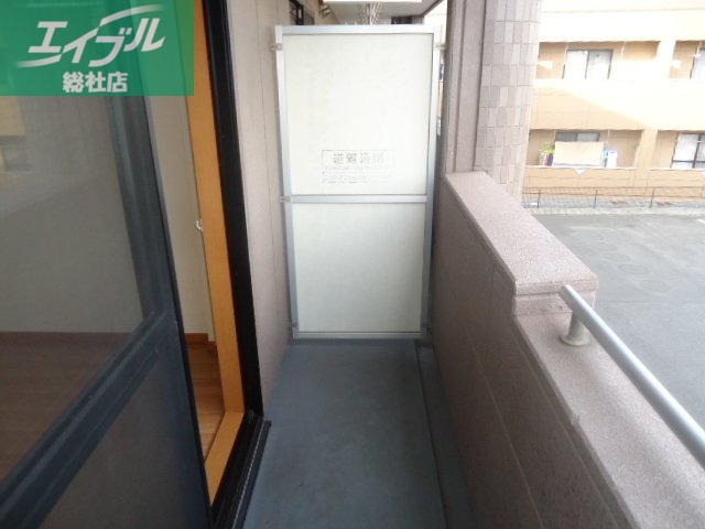 バルコニー　ベランダ