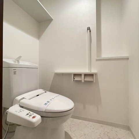 トイレ　同仕様タイプです